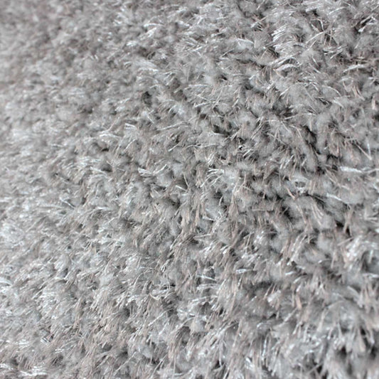 Silver-grey-rug-160-230cm-close-up