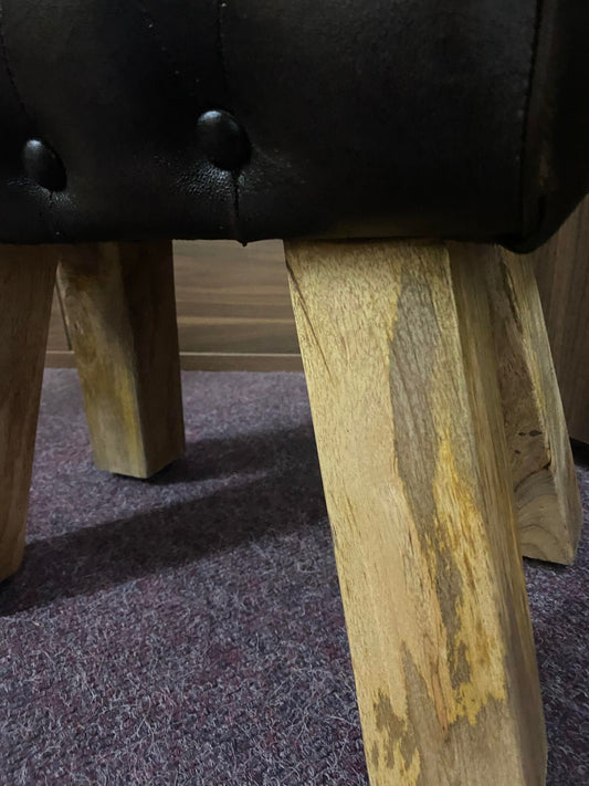 Banqueta de botão pequeno com alças para cavalo com alças