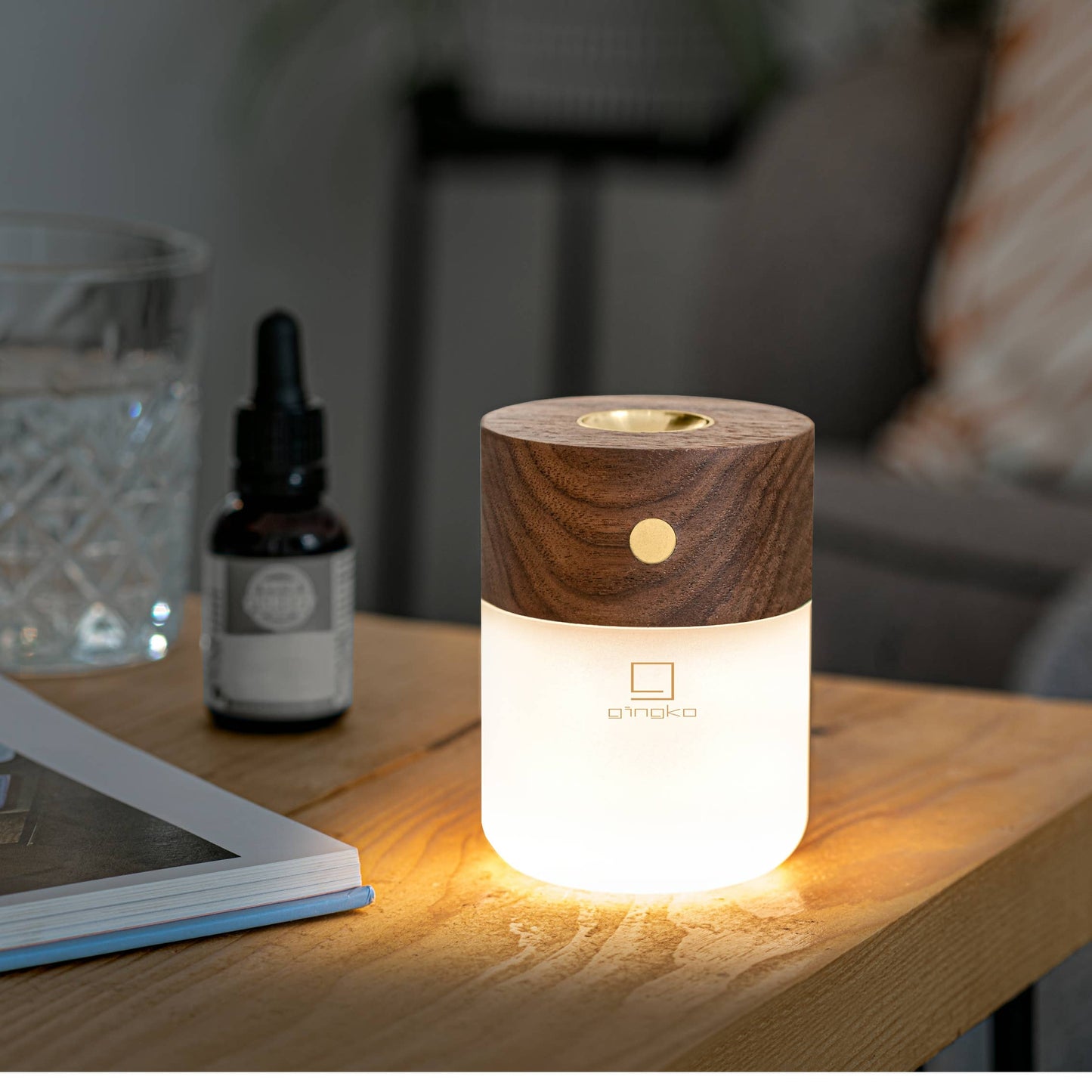 Smart Diffuser Lamp: Walnut