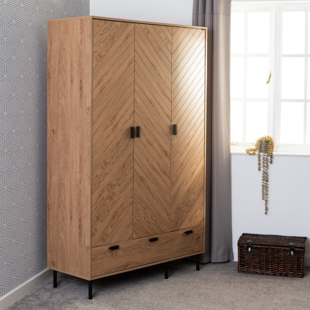 Leon-3-door-2-drawer-wardrobe-room-set