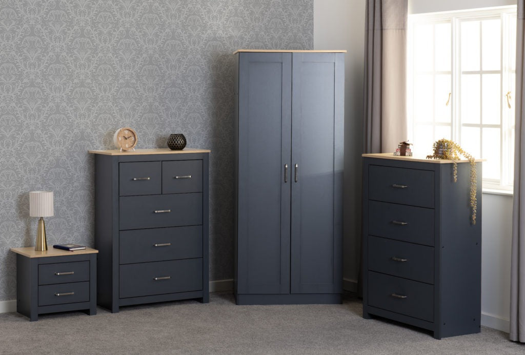 Portland-4-drawer-chest-grey-room-set