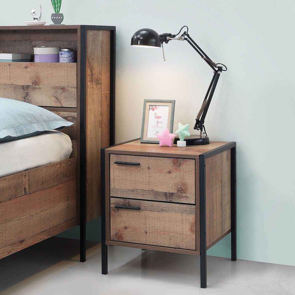 Stretton-4-door-wardrobe-bedroom-set-bedside