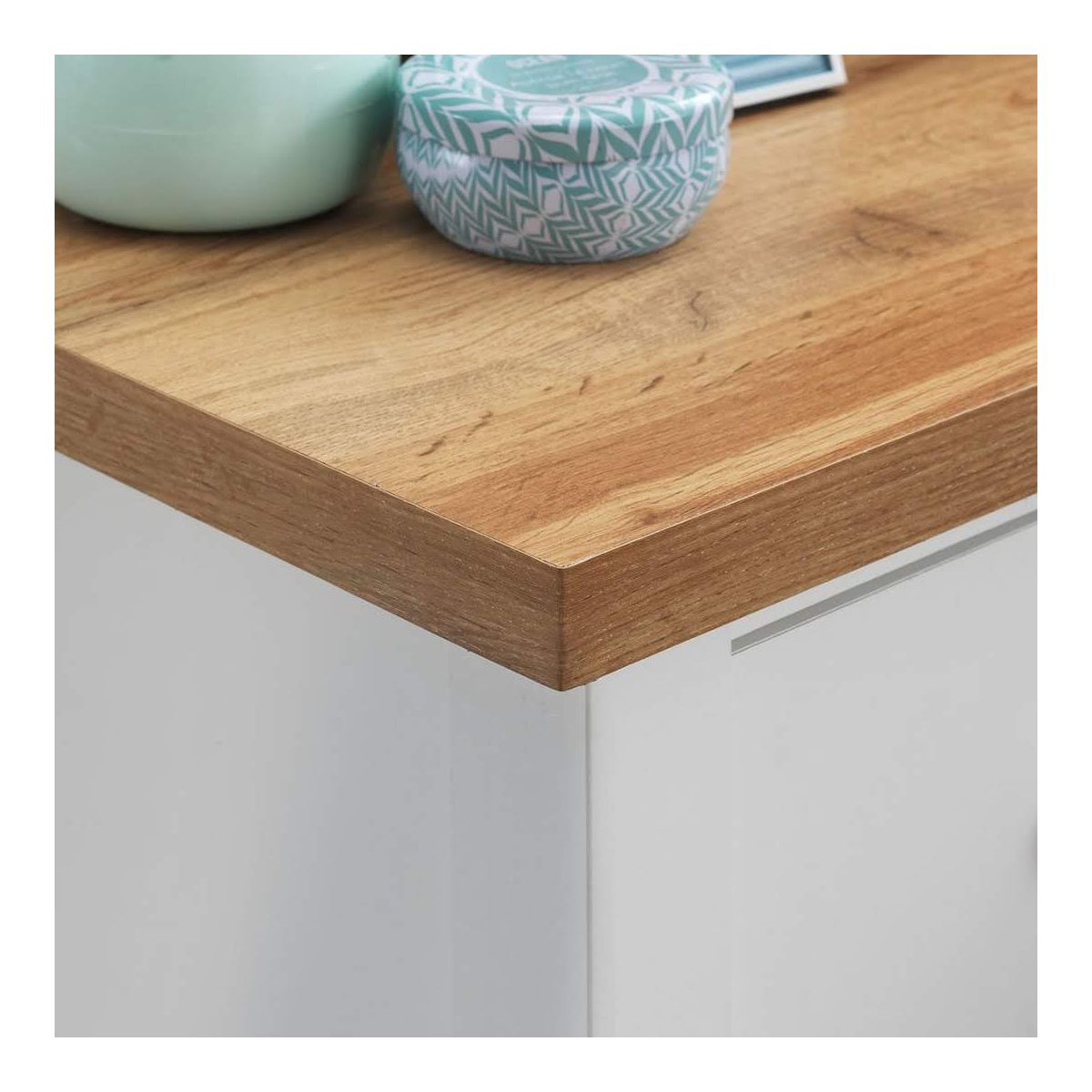 Astbury-2-drawer-bedside-top