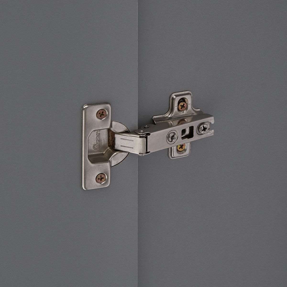 3-door-double-wardrobe-hinges