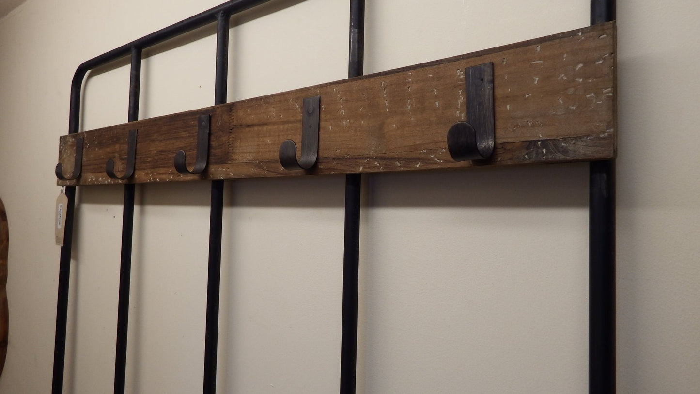 Industrial Style Stand-alone Coat Rack